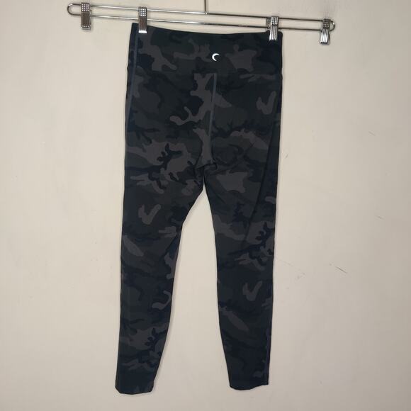 Zyia Active Camo Leggings Slashed Mid Rise - Picture 8 of 10